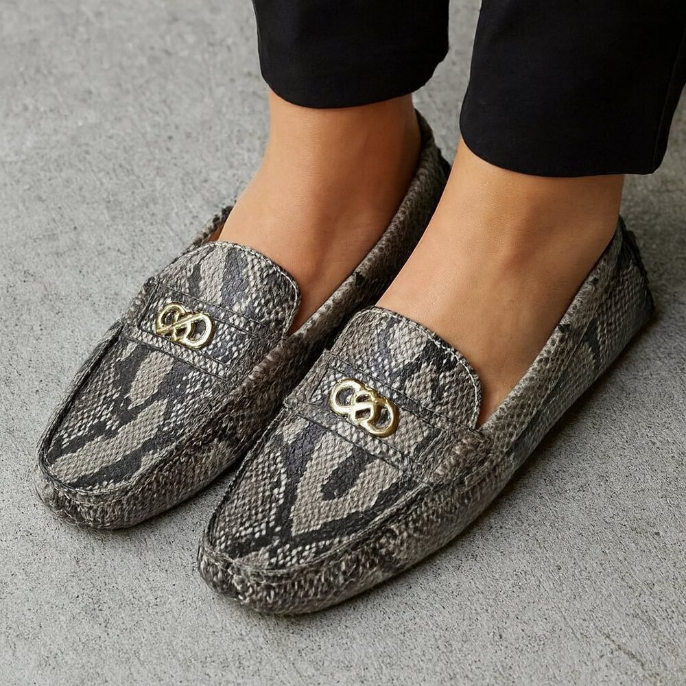 Cole Haan Gold Logo Snakeskin Leather Driving Loafers Size 8.5 Medium